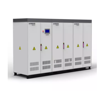 Шкаф для хранения энергии постоянного тока мощностью 373 кВт для наружного применения с жидкостным охлаждением